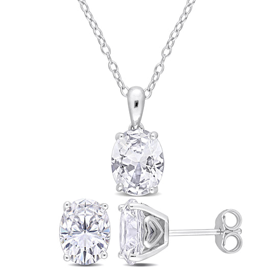 8 4/5 ct TGW Created white sapphire set with chain silver
