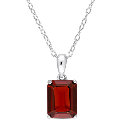 2 1/2 ct TGW Garnet fashion pendant with chain silver